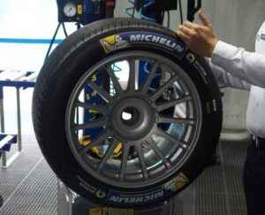 Les pneus Michelin : caractéristiques et points forts